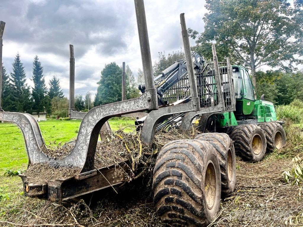 John Deere 1110 E Porteur
