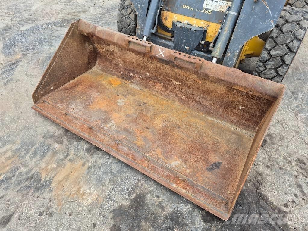 John Deere 312 Chargeuse compacte