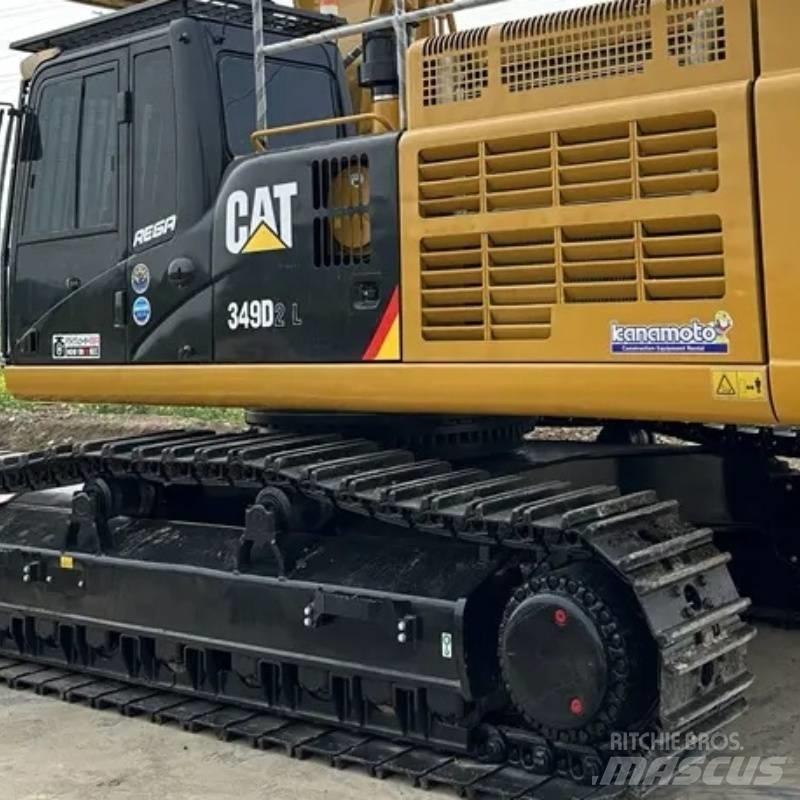 CAT 349 D Pelle sur chenilles