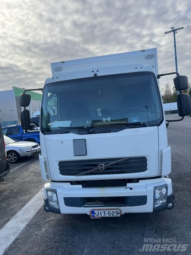 Volvo FL240 Camion Fourgon