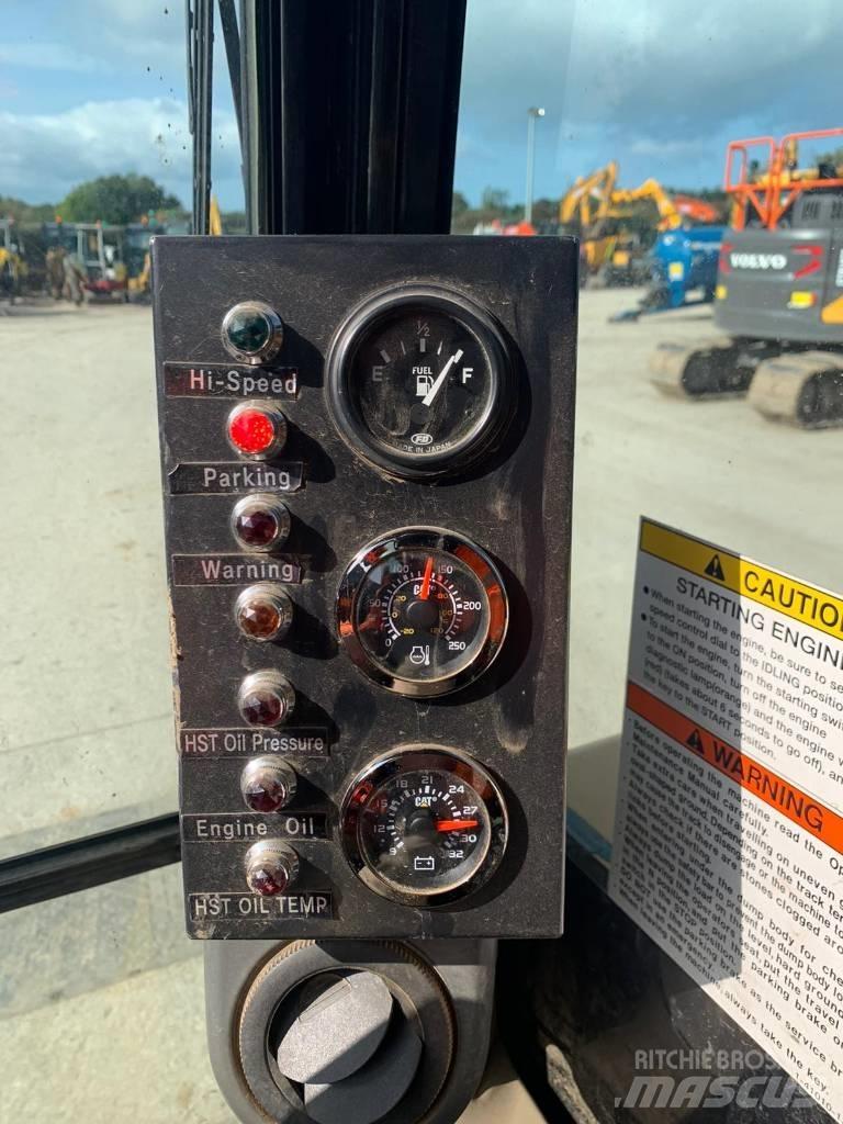 Morooka MST 2200 V D Tombereau sur chenilles