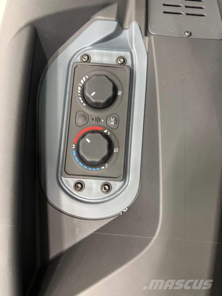 Avant 860 i Chargeuse compacte