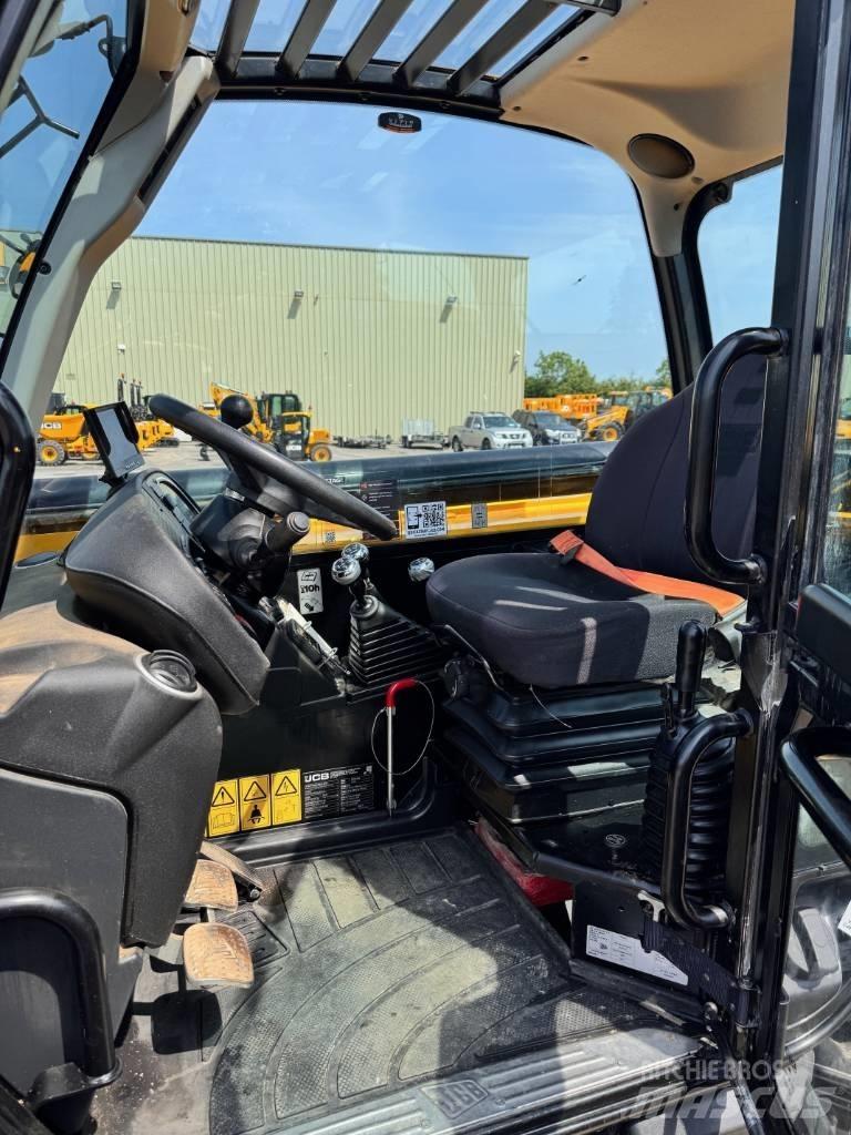 JCB 540-140 Chariot télescopique