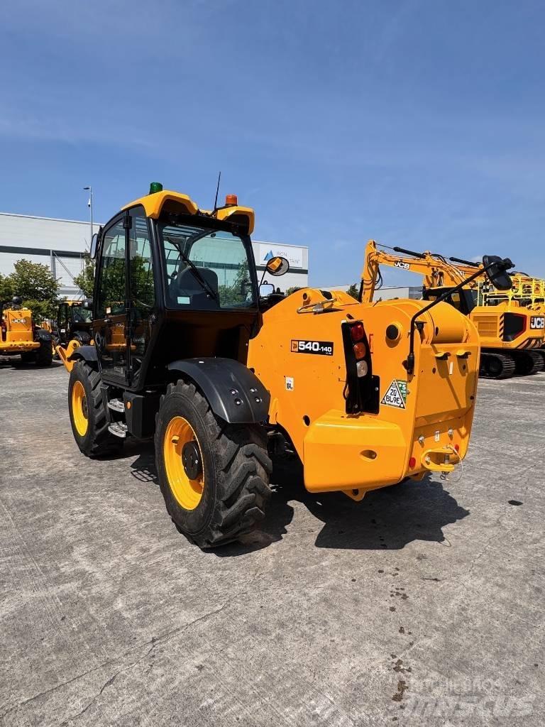 JCB 540-140 Chariot télescopique