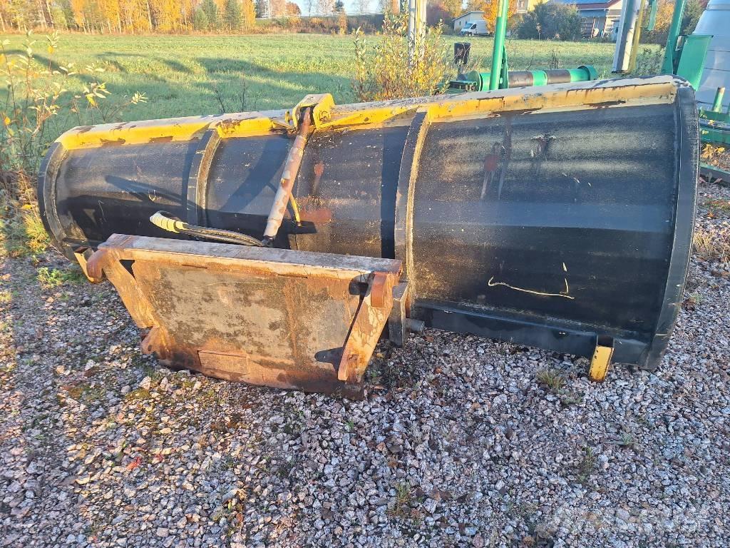  OMT 300 Chasse neige