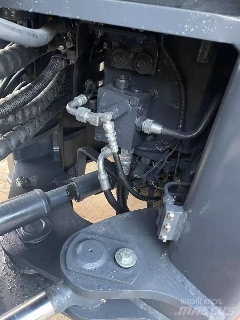 Komatsu WA 380 Chargeuse sur pneus