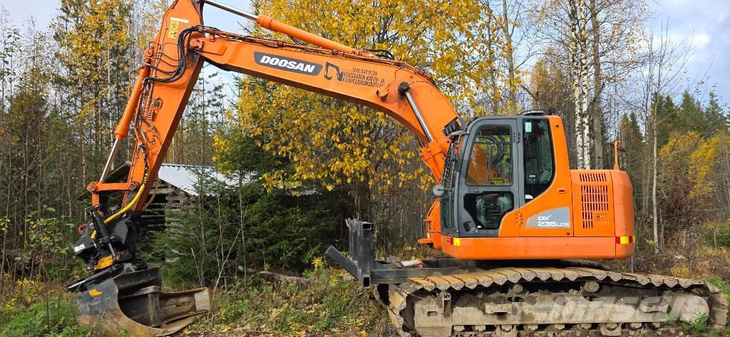 Doosan DX 235 LCR Pelle sur chenilles