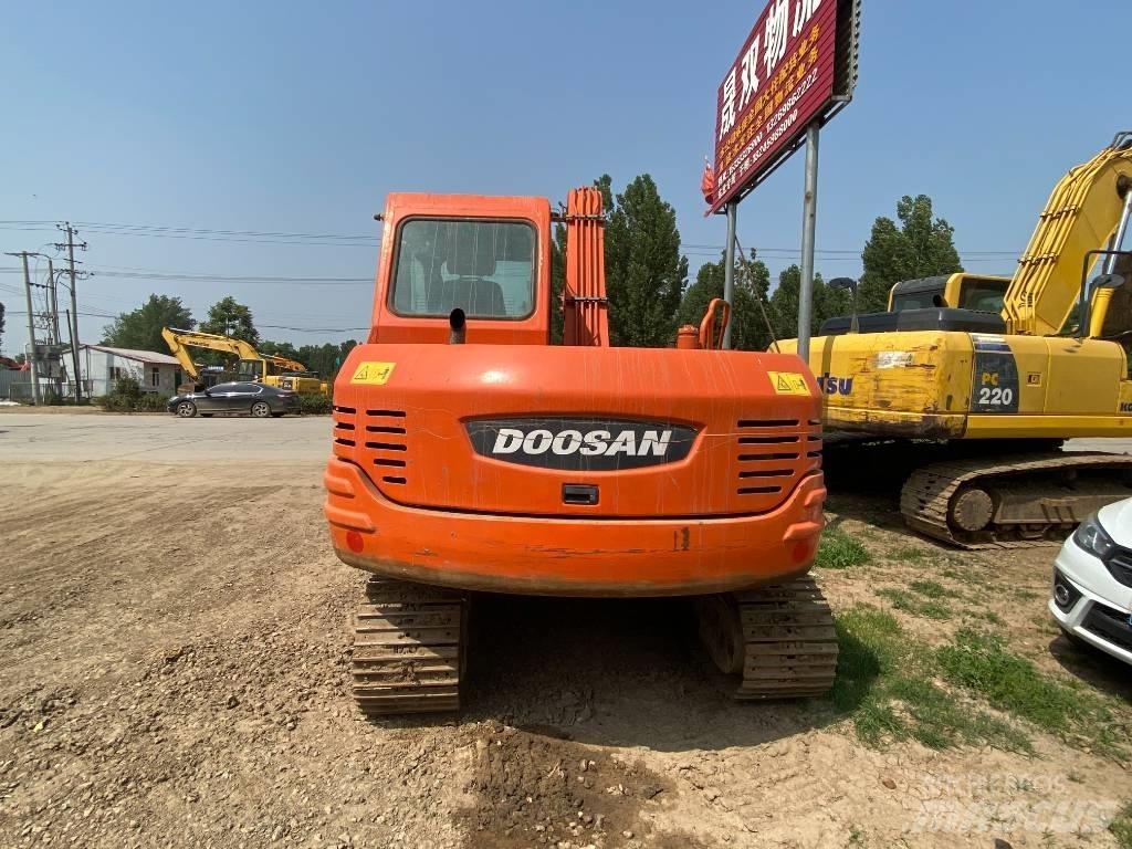 Doosan DH80 Mini pelle < 7t