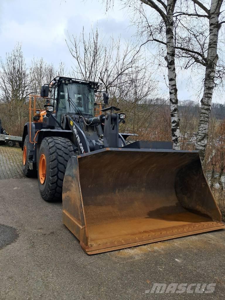 Develon DL 420 CVT-7 Chargeuse sur pneus