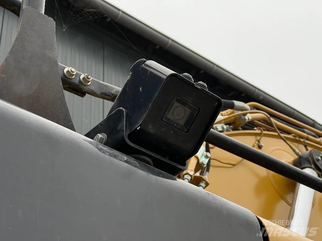 CAT 325F LCR Pelle sur chenilles