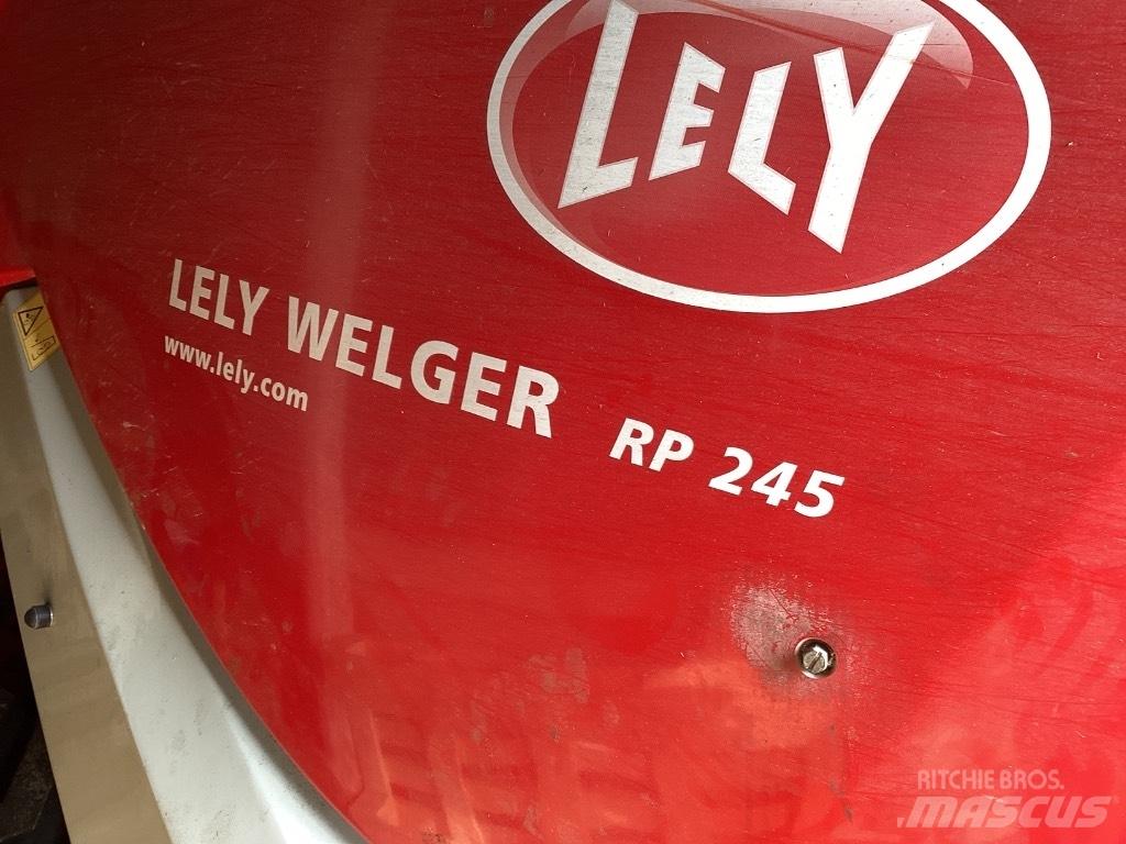 Lely RP 245 Presse à balle ronde