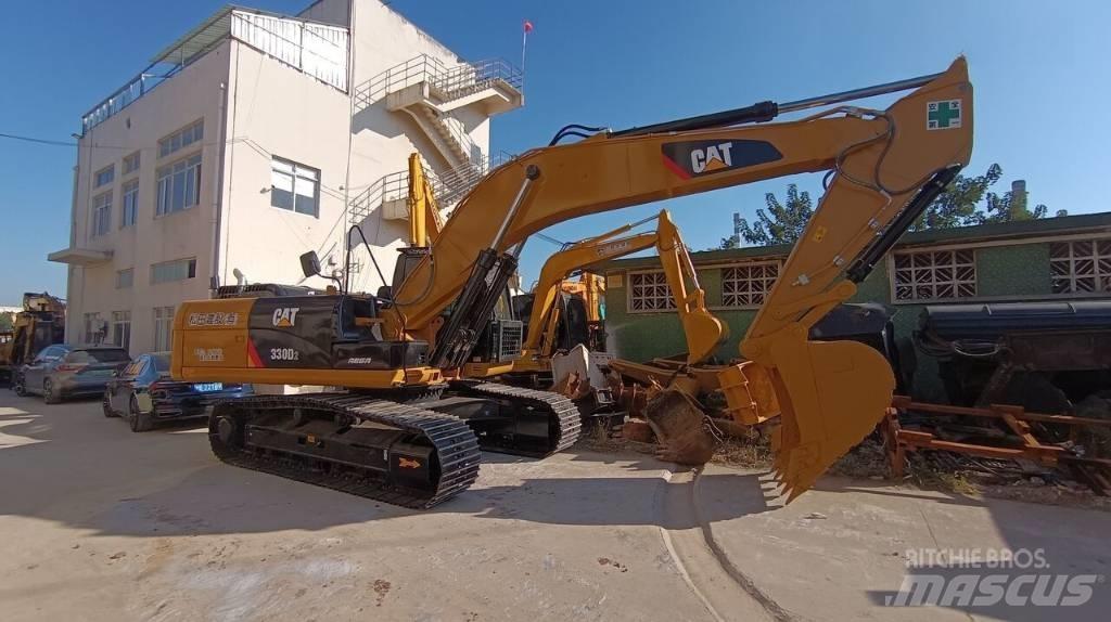 CAT 330 D2 Pelle sur chenilles