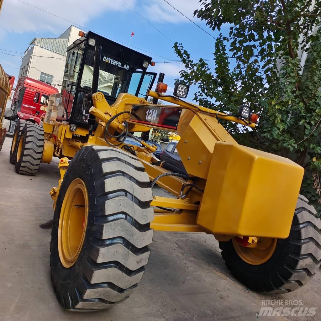CAT 140 G Niveleuse