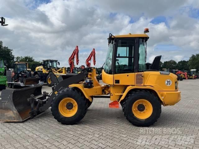 Volvo L 30 G Chargeuse sur pneus