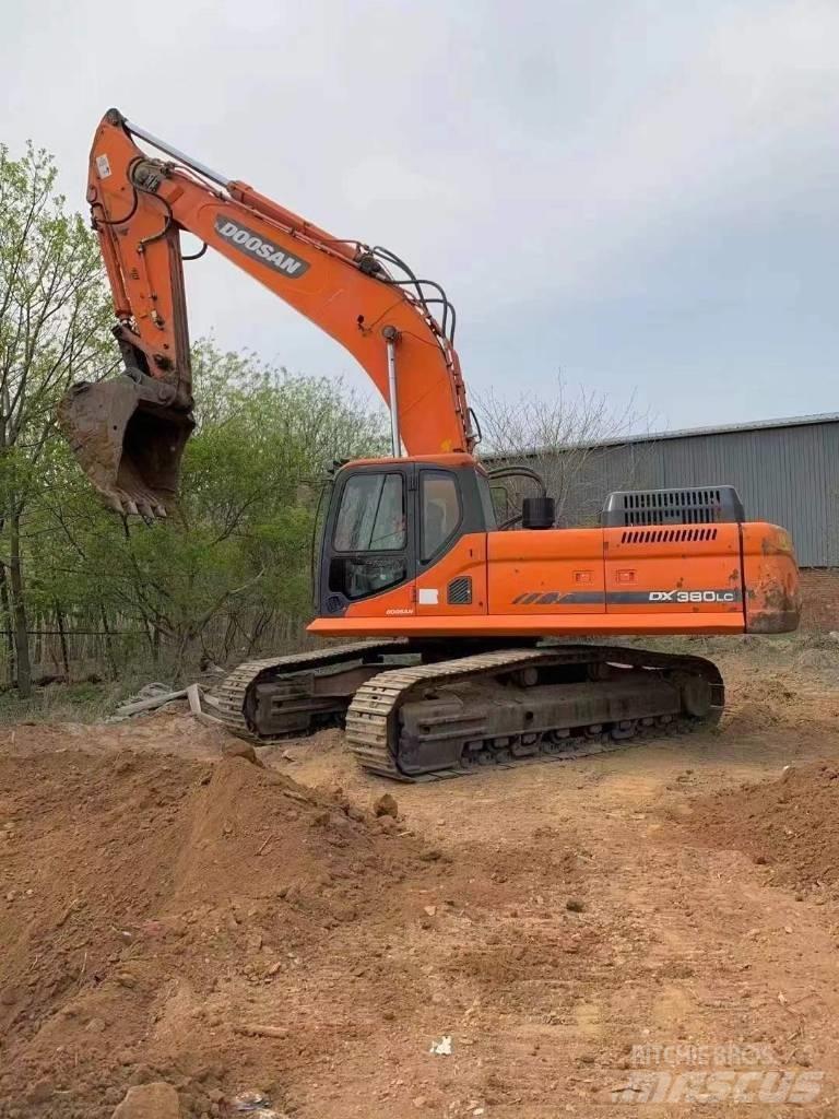Doosan DX 380 LC Pelle sur chenilles