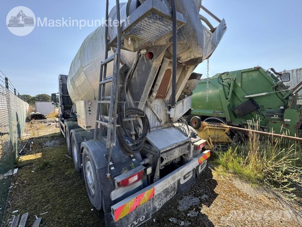 Volvo FM 440 Camion malaxeur
