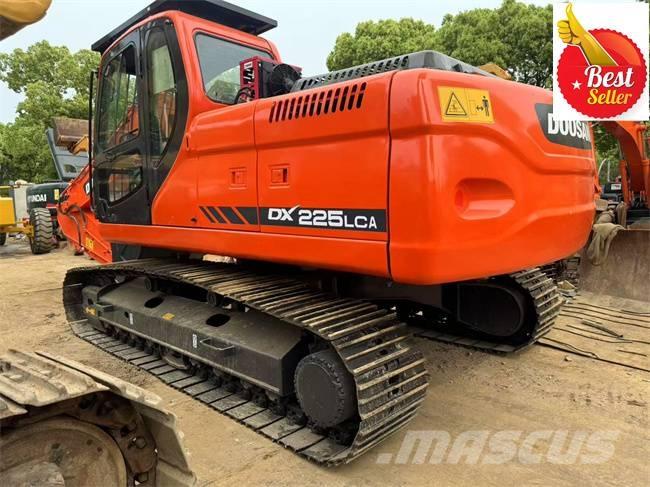 Doosan DX 225 LCA Pelle sur chenilles