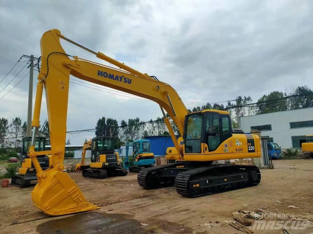 Komatsu PC 220 Pelle sur chenilles