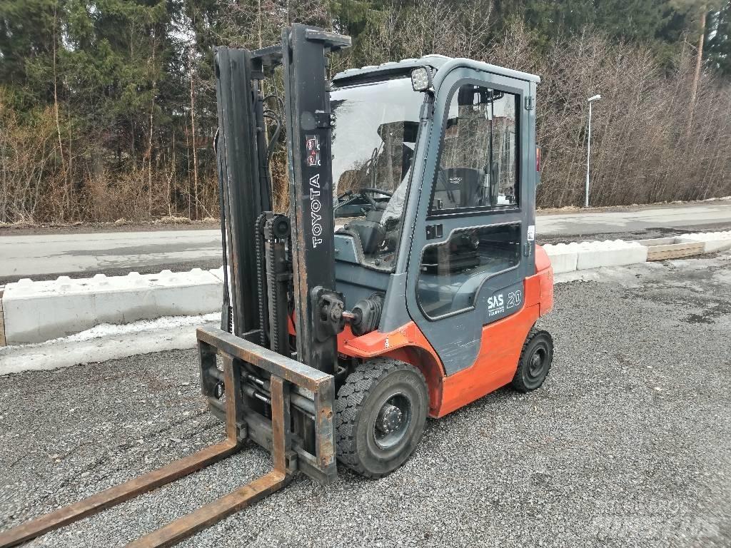 Toyota 7FGF20 Chariots GPL