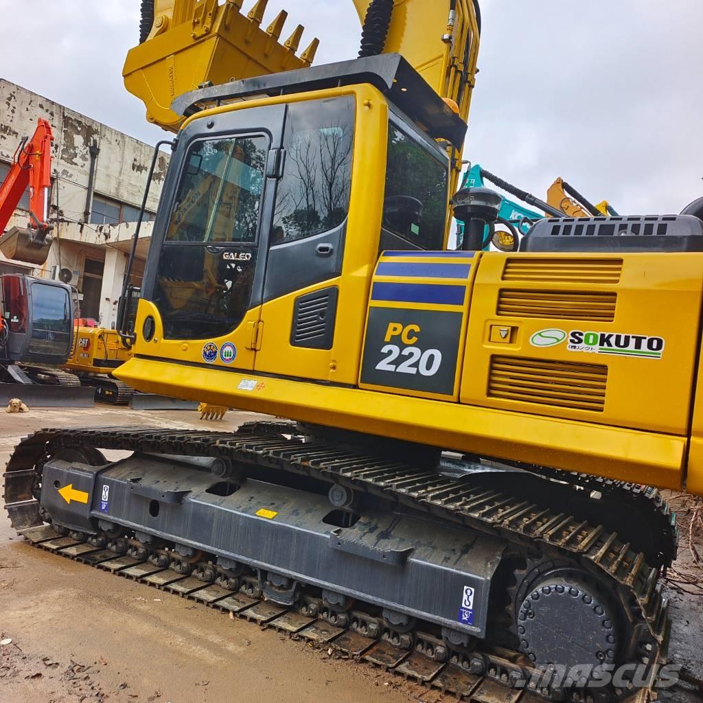 Komatsu PC 220 Pelle sur chenilles