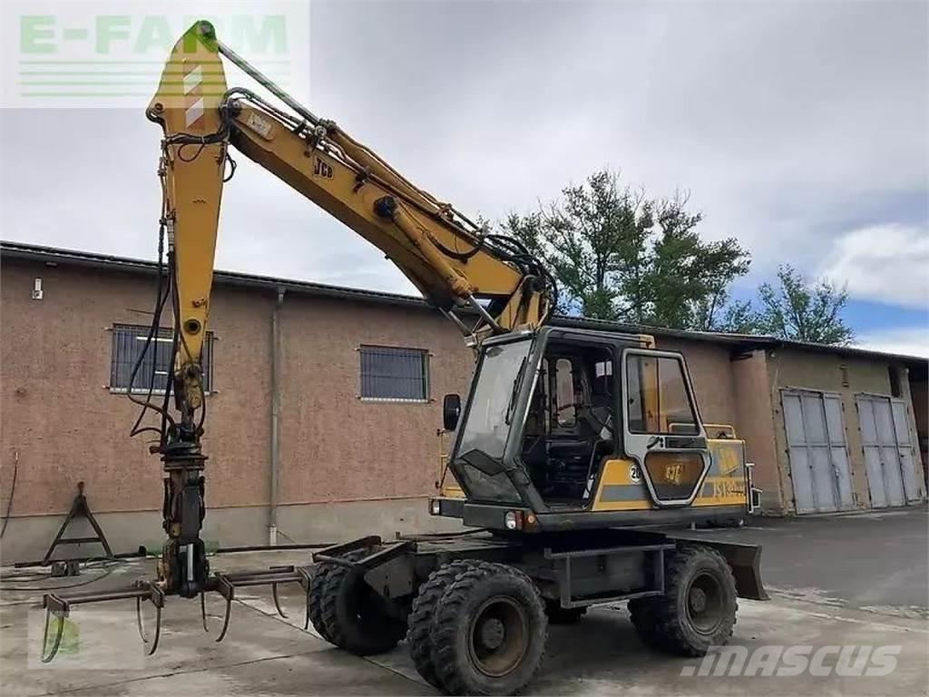 JCB js 130 w Pelle sur pneus