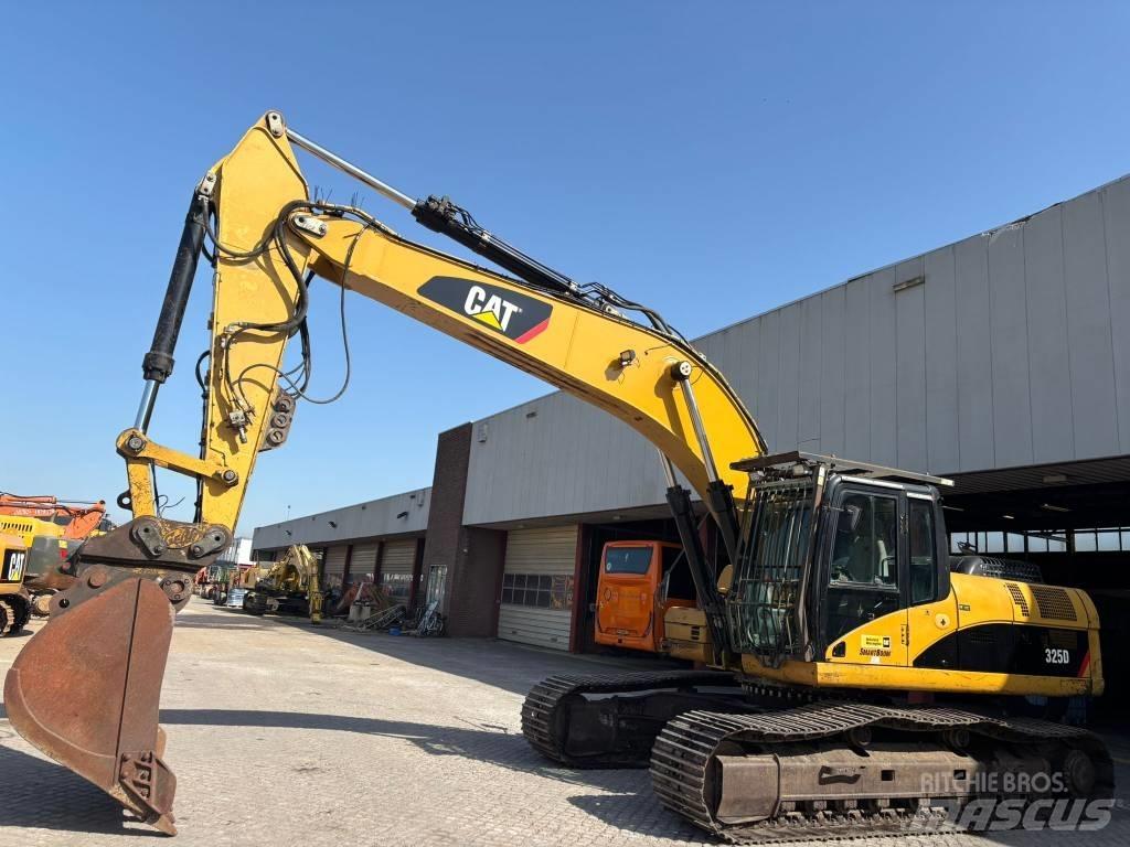 CAT 325 D L Pelle sur chenilles