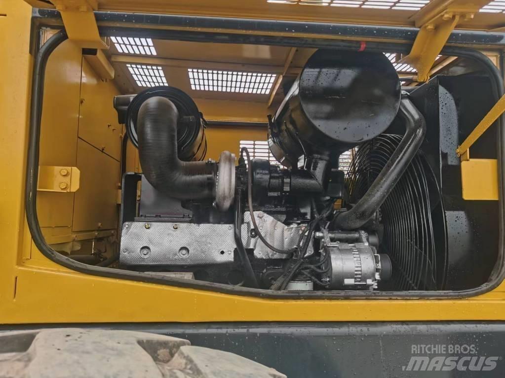 Komatsu WA 360-3 Chargeuse sur pneus
