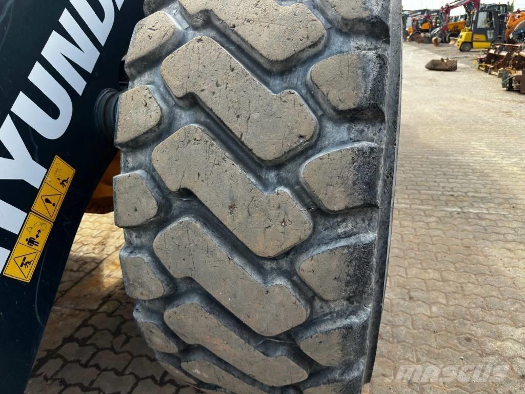 Hyundai HL 970 A 4x4 Chargeuse sur pneus