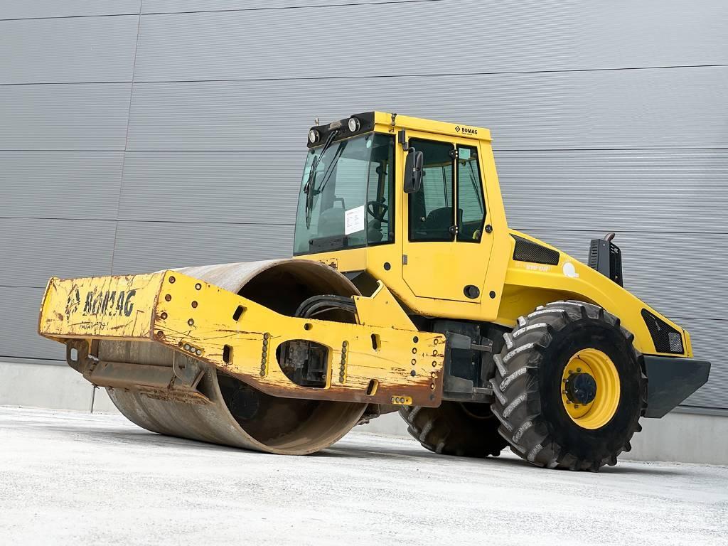 Bomag BW 216 DH-4i Rouleaux monocylindre