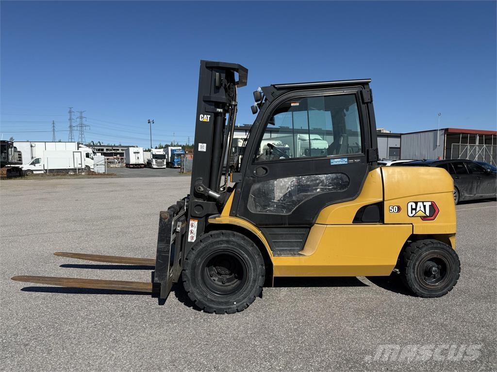 CAT DP50NT Chariots diesel