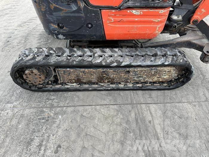 Kubota U10-3 Mini pelle < 7t