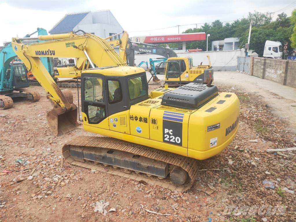 Komatsu PC220-7 Pelle sur chenilles