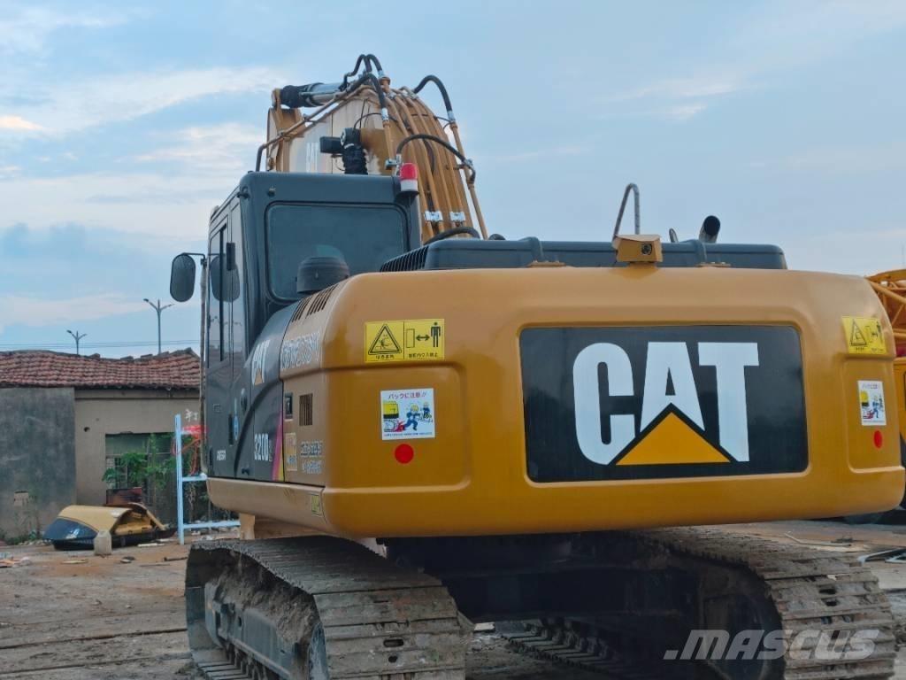 CAT 320D2 Pelle sur chenilles