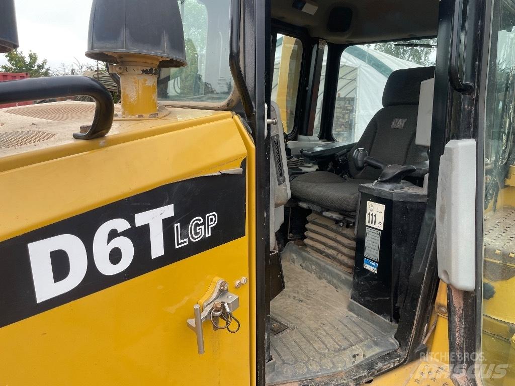 CAT D 6 T LGP Bouteurs sur chenilles
