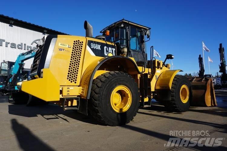 CAT 966K Chargeuse sur pneus