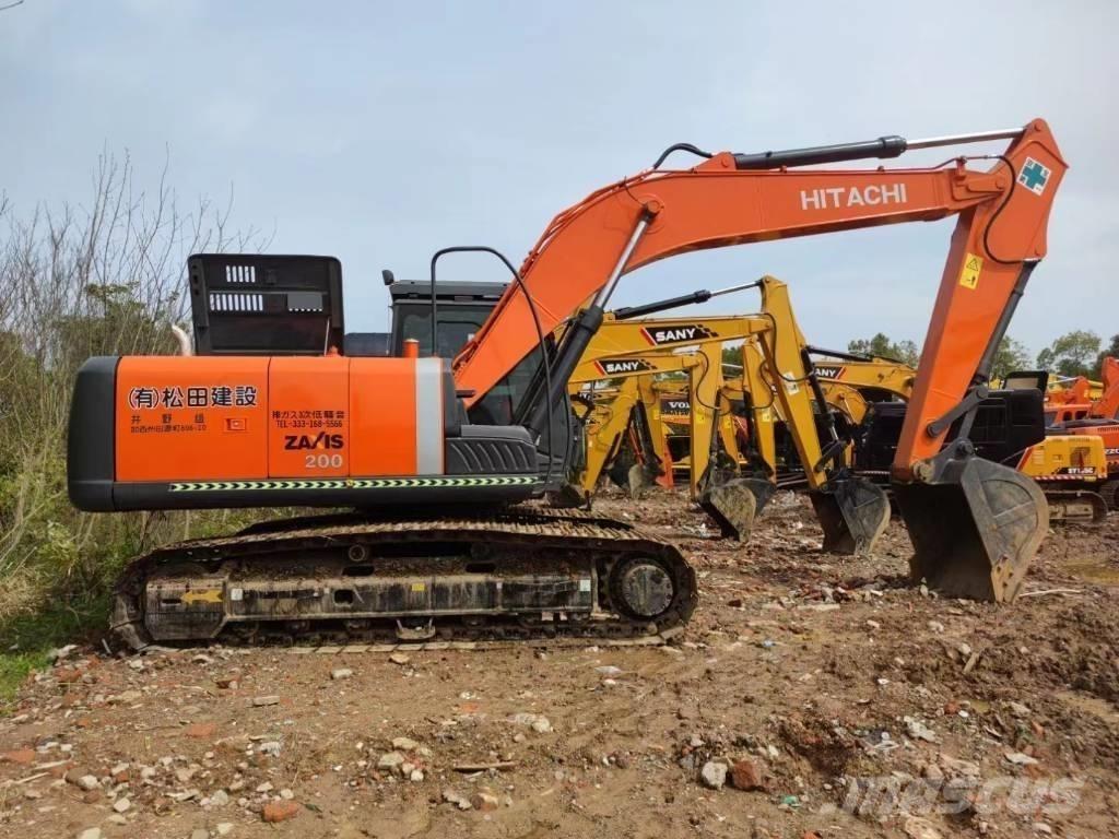Hitachi ZX200 Pelle sur chenilles