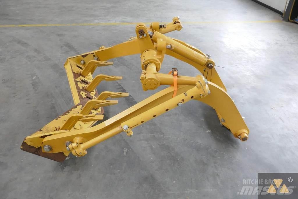 CAT 140M Scarifier Autres accessoires