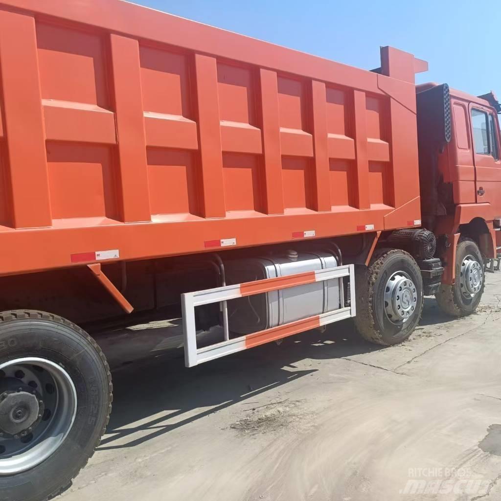 Shacman F3000 8X4 Camion benne