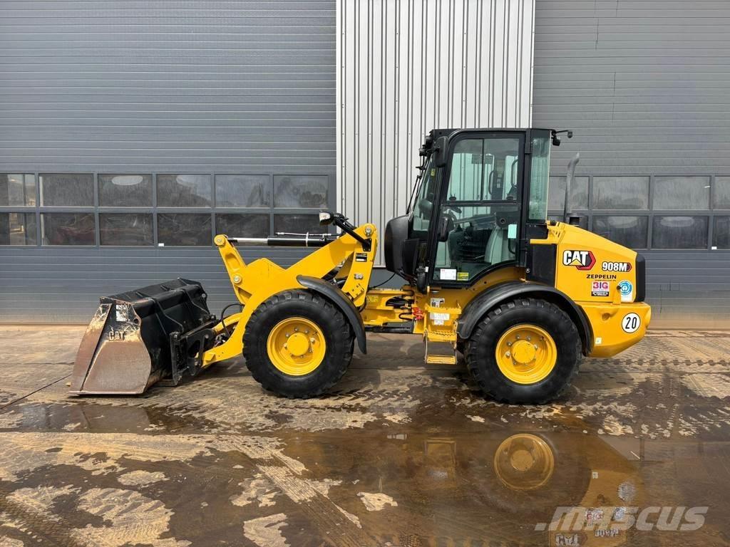 CAT 908M Chargeuse sur pneus