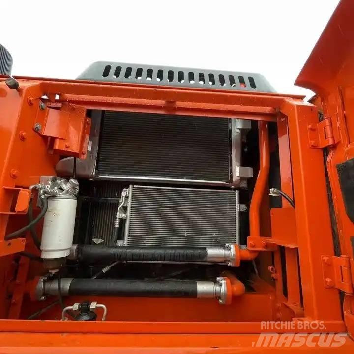 Doosan DX 300 LC Mini pelle < 7t