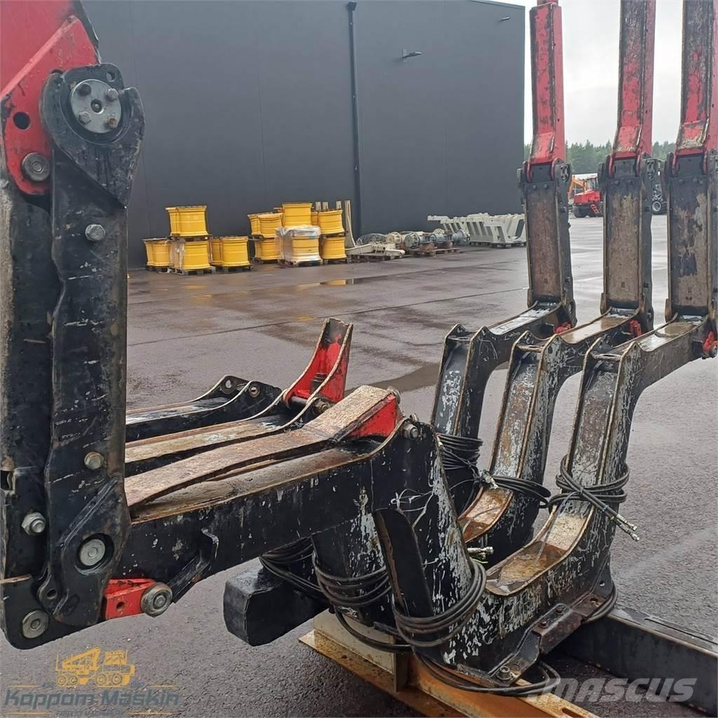 Komatsu 895 Autres accessoires pour matériel forestier