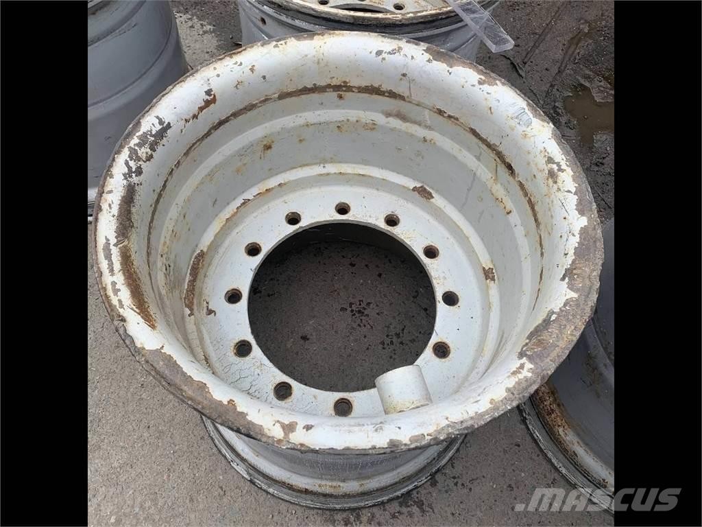 Gremo 1350 24x26,5 Pneus, roues et jantes