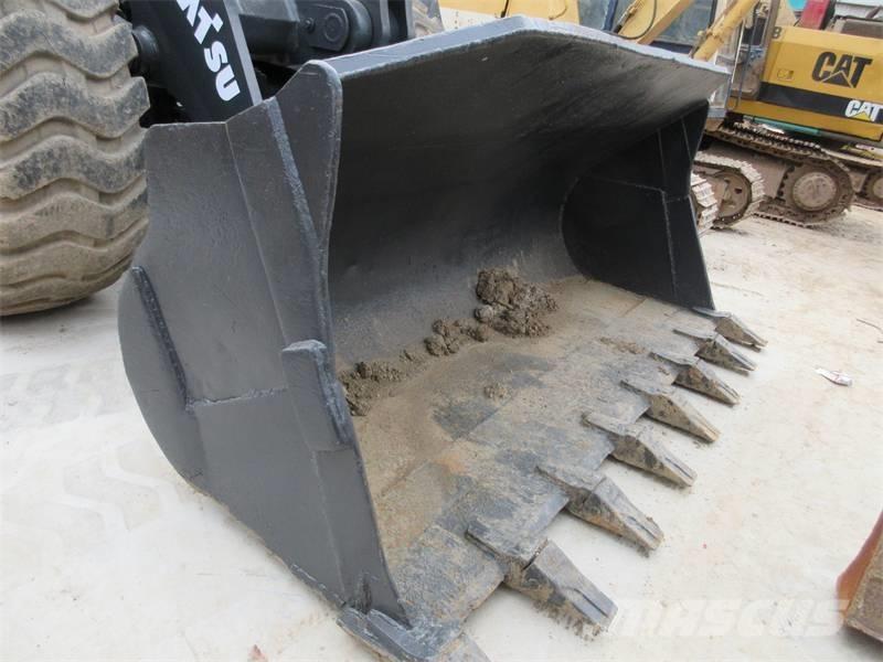 Komatsu WA 380-3 Chargeuse sur pneus