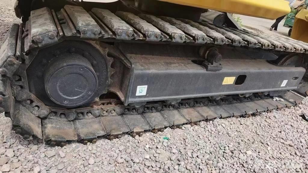 Komatsu PC 70-8 Mini pelle < 7t