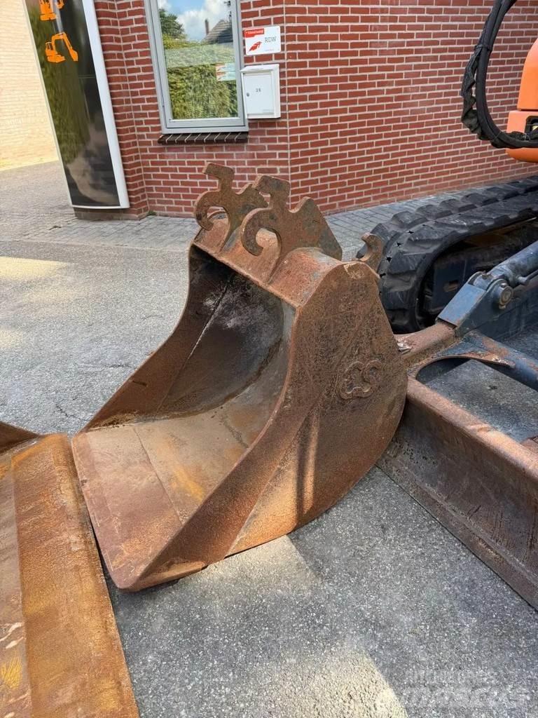 Doosan S75-V Pelle sur chenilles
