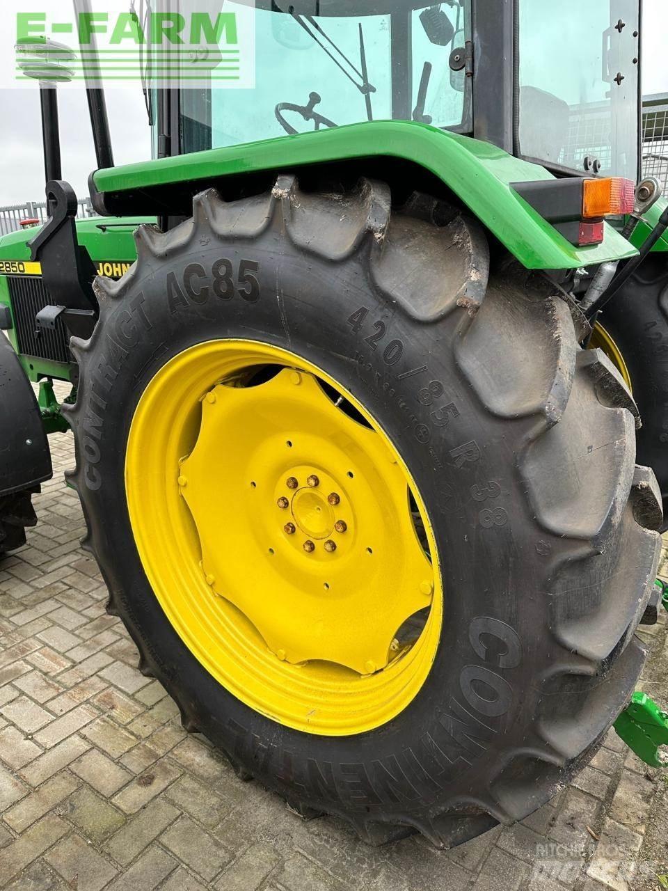 John Deere 2850 Tracteur