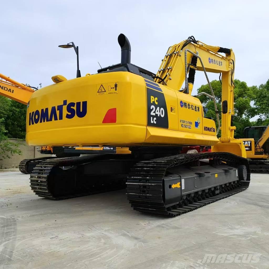 Komatsu PC 240 LC-8 Pelle sur chenilles
