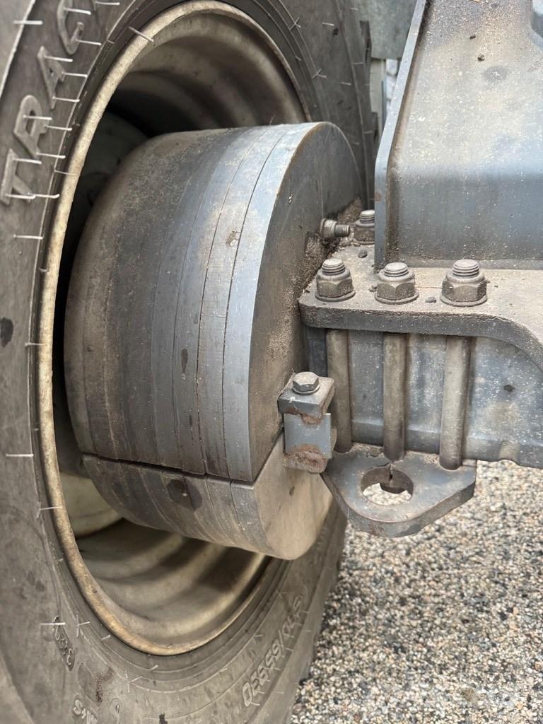 Lännen 8600 i Tractopelle