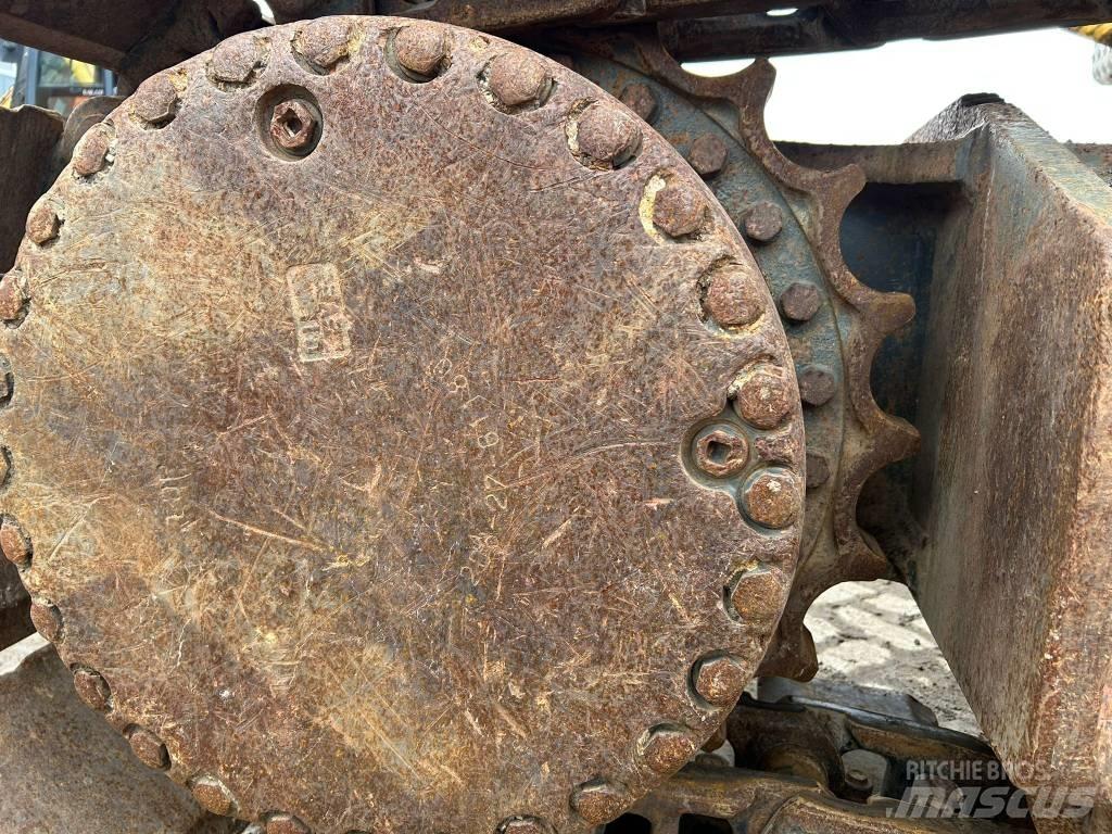 Komatsu PC 450 LC-6 Pelle sur chenilles