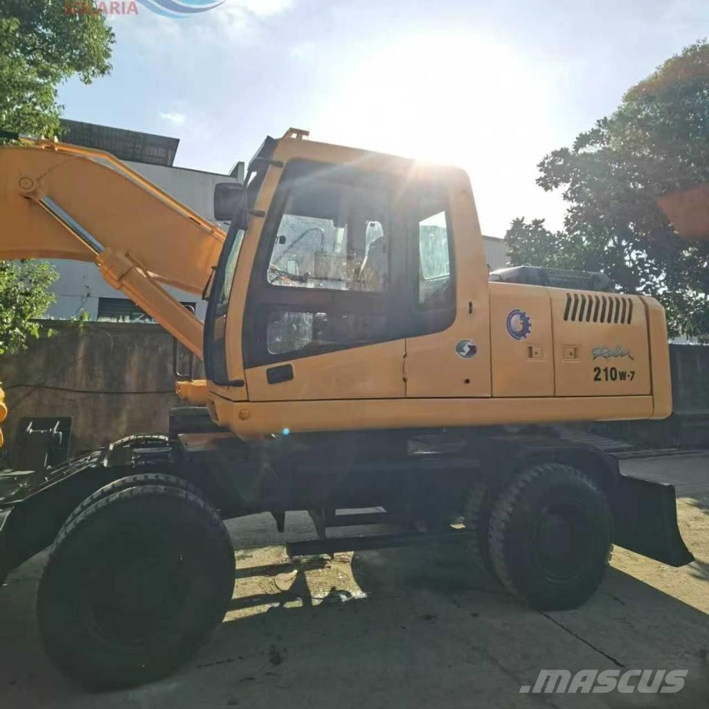 Hyundai r210w-7 Pelle sur pneus